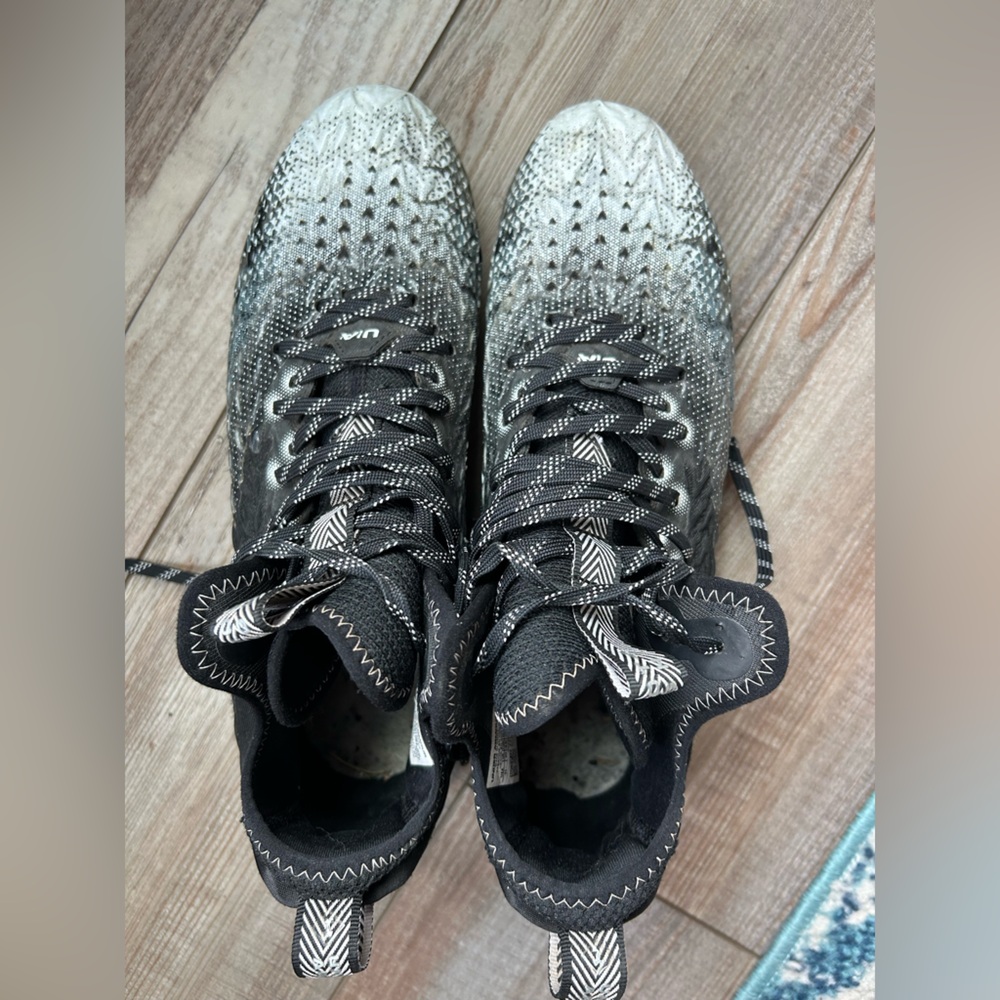 Under Armour Black and Gray Cleats Mens size 11 - Picture 2 of 8